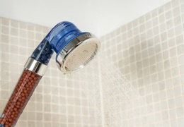Le pommeau de douche bille :  Une promesse de filtration fantaisiste